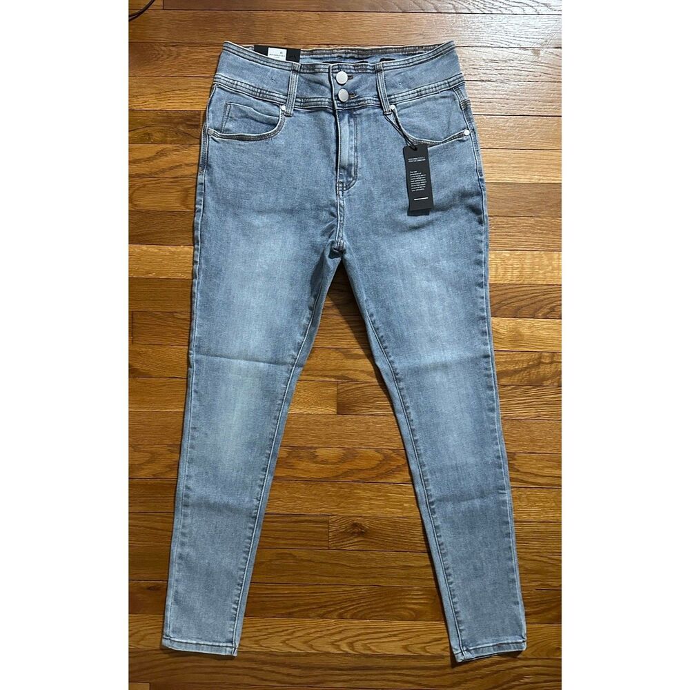City Chic Harley Fit High Rise Short Skinny Light Wash Jeans Size 12S *NWT